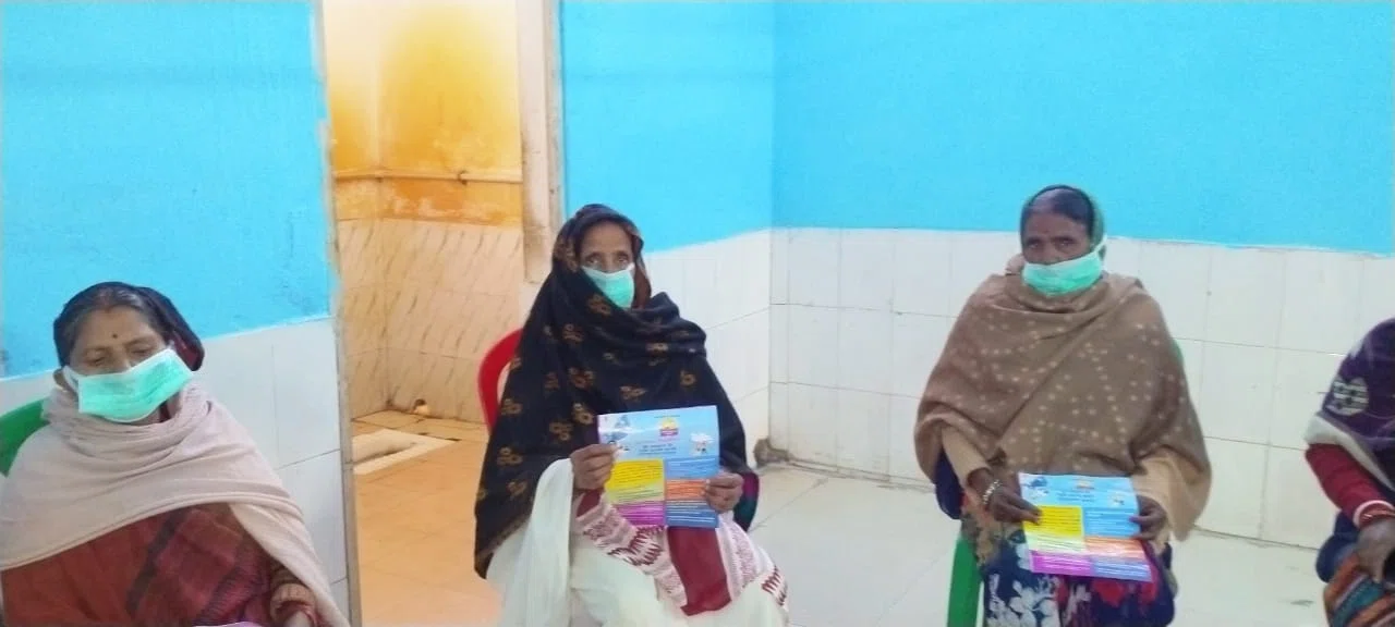 कोविंड वैक्सीन को लेकर रही गहमा-गहमी,40प्रखंड कर्मियों को दी गई वैक्सीन*