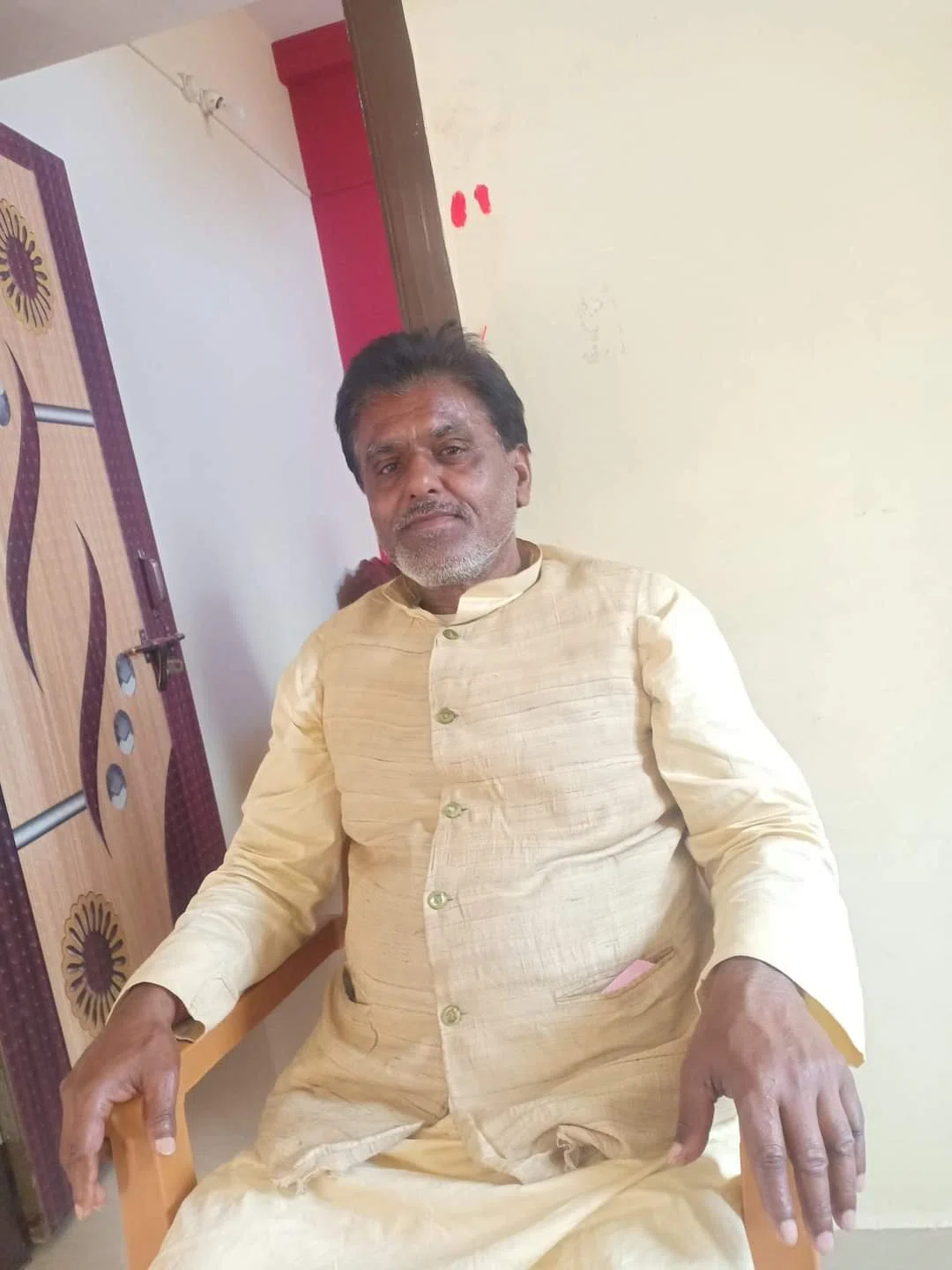 नूर-ए-नजीर कहे जाने वाले सामाजिक कार्यकर्ता सुधांशु प्रसाद यादव जी की सड़क दुर्घटना में मौत से मर्माहत हुआ समाज,उनके सिद्धांतों पर सदैव चलते रहने का लिया संकल्प*