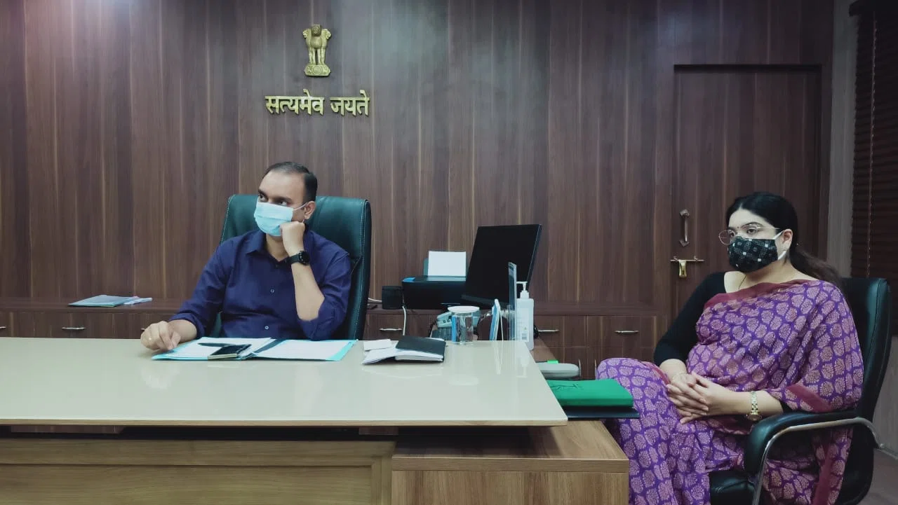 राजेन्द्र चौक पर नहीं सजेगी सब्जी की दुकानें, चेतावनी दिखेगी बेअसर तो दुकानें होगी सील,जब्ती की भी होगी कार्रवाई,डीएम आलोक रंजन घोष ने कोरोना की बढ़ती दूसरी लहर के बीच कई आवश्यक दि