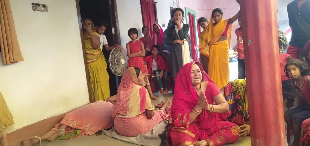 लड़की की डोली ससुराल आने से पहले उठ गई लड़के के बड़े भाई की अर्थी,लड़के के बड़े भाई का साला भी गोली लगने से हुआ जख्मी, पसरा मातम*