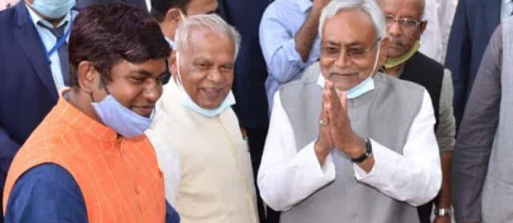 *बिहार में क्या बदल जाएगी राजनीतिक फिजां!मांझी और सहनी लगातार लगाते रहते हैं राजनीतिक छोंका,चर्चाओं का दौर जारी