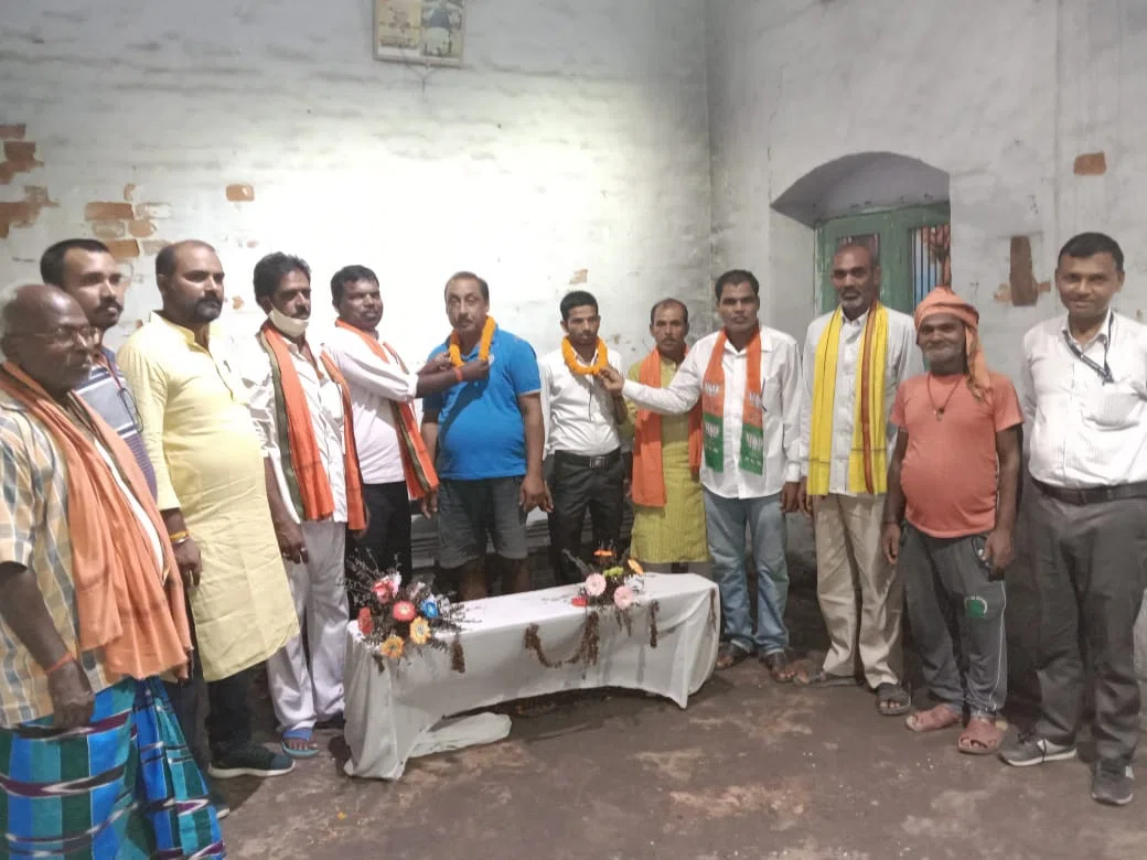 भाजपा को सांगठनिक तौर पर किया जा रहा पल्व-पुष्पित, मोहम्मद बली इमाम को मिली भाजपा अल्पसंख्यक मोर्चा के गोगरी प्रखंड अध्यक्ष की जिम्मेवारी