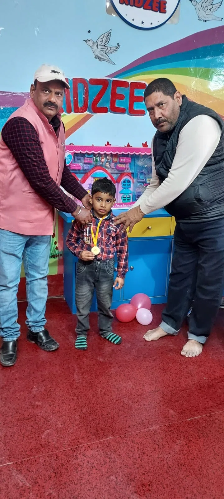 खेल-खेल में नन्हें बच्चों को मिल रही तालीम,शिक्षा व संस्कार से लबरेज हो रहे हैं किड्जी प्रीस्कूल के बच्चे