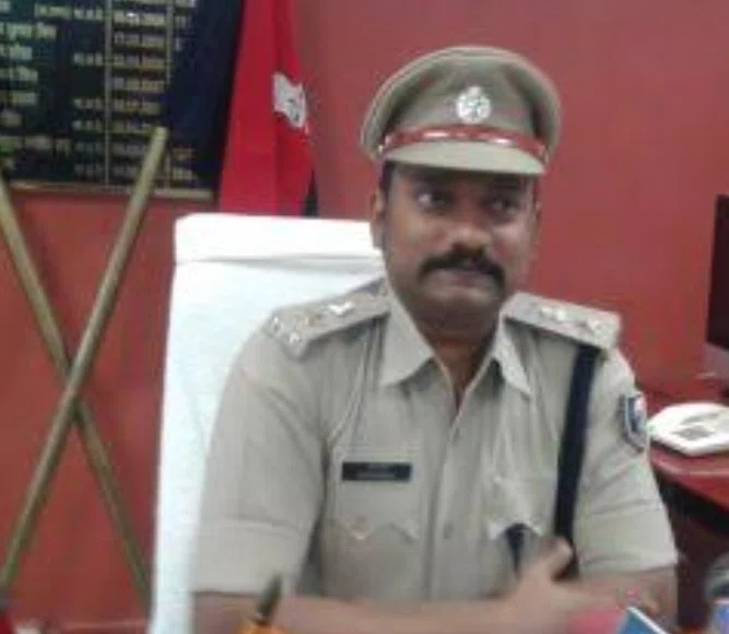 पूर्णिया SP दयाशंकर के कई ठिकानों पर एसवीयू की टीम कर रही रेड,मामला आय से अधिक सम्पत्ति अर्जित करने का,भ्रष्ट पुलिस पदाधिकारियों में हड़कंप