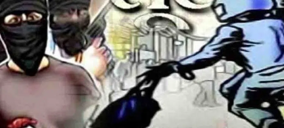 खगड़िया में महज बीस मिनट के अंदर दो-दो लूट की घटना को अंजाम देकर अपराधियों ने पुलिस के समक्ष की चुनौती पेश,बढ़ी पुलिस की सक्रियता
