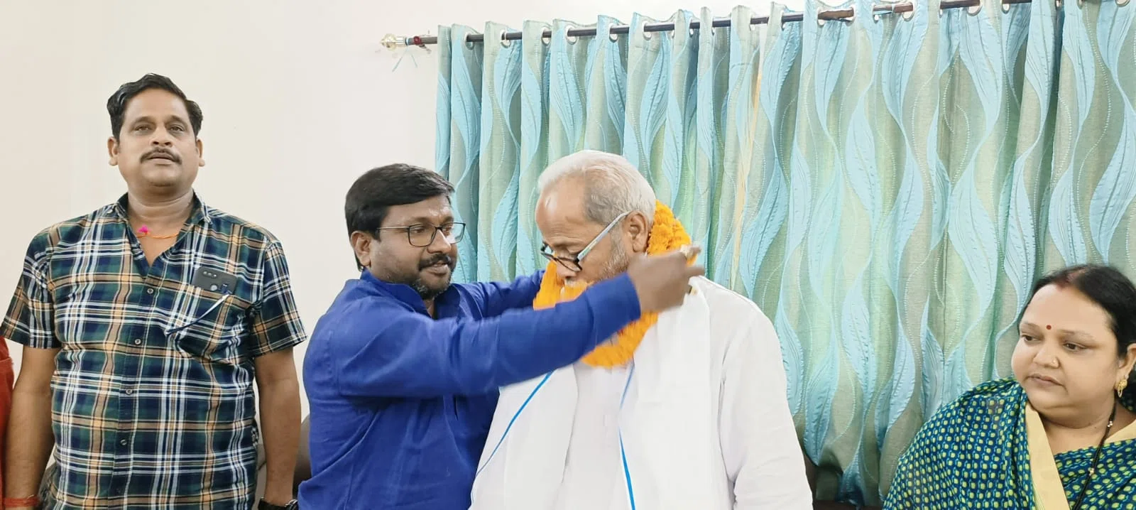 पिछड़ा वर्ग आयोग के सदस्य ज्ञानचन्द्र पटेल का जदयू नेताओं ने किया भव्य स्वागत,खगड़िया पहुंचे थे ज्ञानचन्द्र