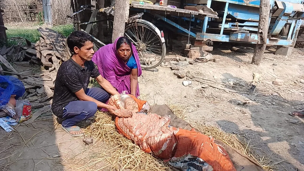 ...और जब अनजान वृद्ध नेपाली महिला को वार्ड सदस्य ने दी मुखाग्नि,ठंढ़ और बीमारी से हो गई थी मौत