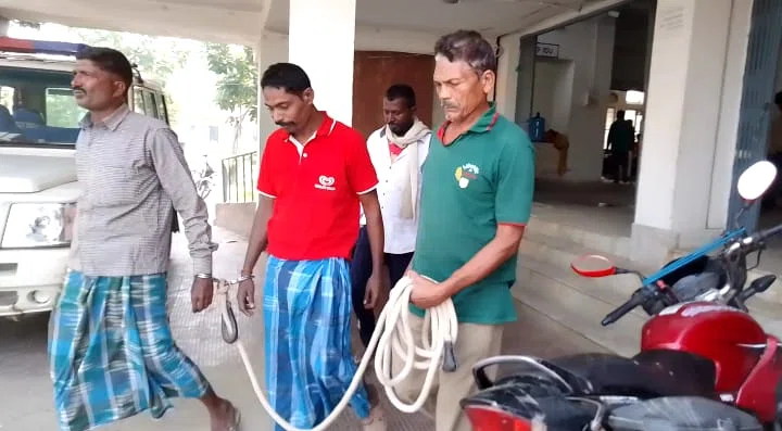 ...और फिर चला प्रशासनिक डंडा,चलाए गए छापेमारी अभियान में आठ शराबी और दो शराब कारोबारी सहित 11धराए, मची खलबली