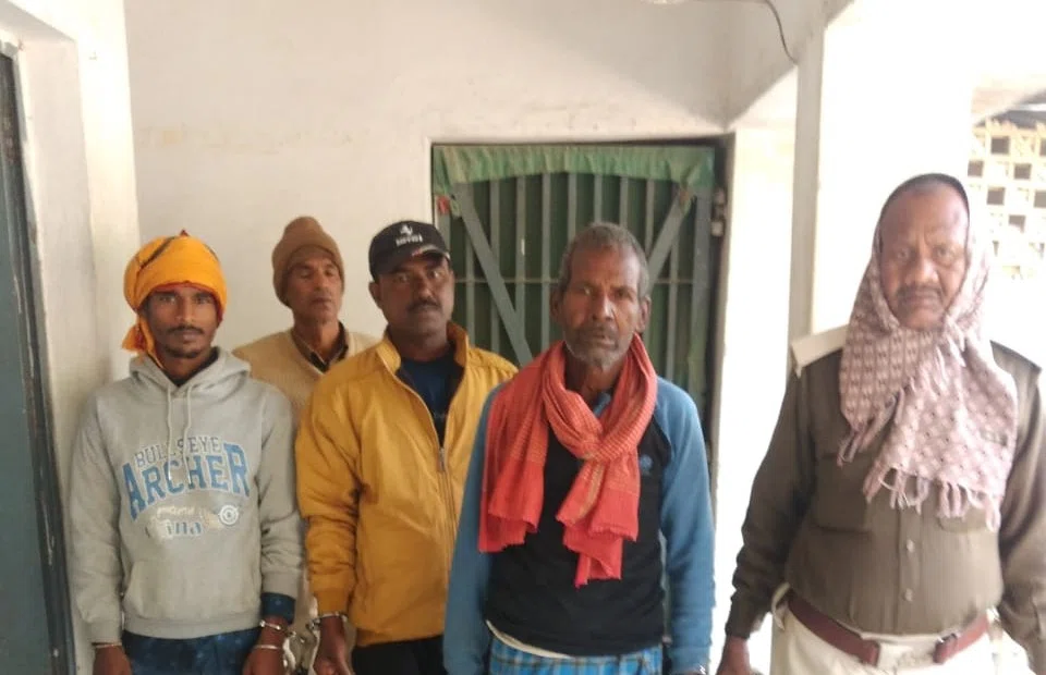 लड़की के अपहरण मामले का आरोपी चढ़ा पुलिस के हत्थे,शराब के नशे में हंगामा कर रहा दो नशेड़ी भी धराया