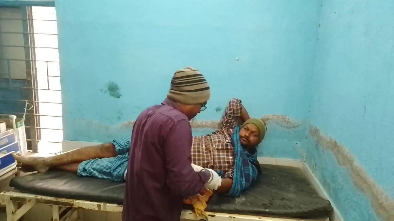 जमीनी विवाद को ले मारपीट और गोलीबारी, गोली लगने से एक गंभीर रुप से जख्मी,पिटाई का शिकार हुई महिला भी जख्मी,रेफर