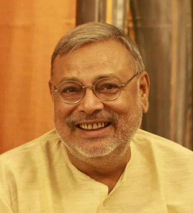 मित्र वरिष्ठ नाटककार हृषिकेष सुलभ को "अमृत पुरस्कार" मिलने की घोषणा पर मित्र वरिष्ठ साहित्यकार डॉ अरविन्द वर्मा ने दी बधाई एवं शुभकामनाएं,हृषकेश सुलभ से 1975 में जमुई के एक प्रेस म