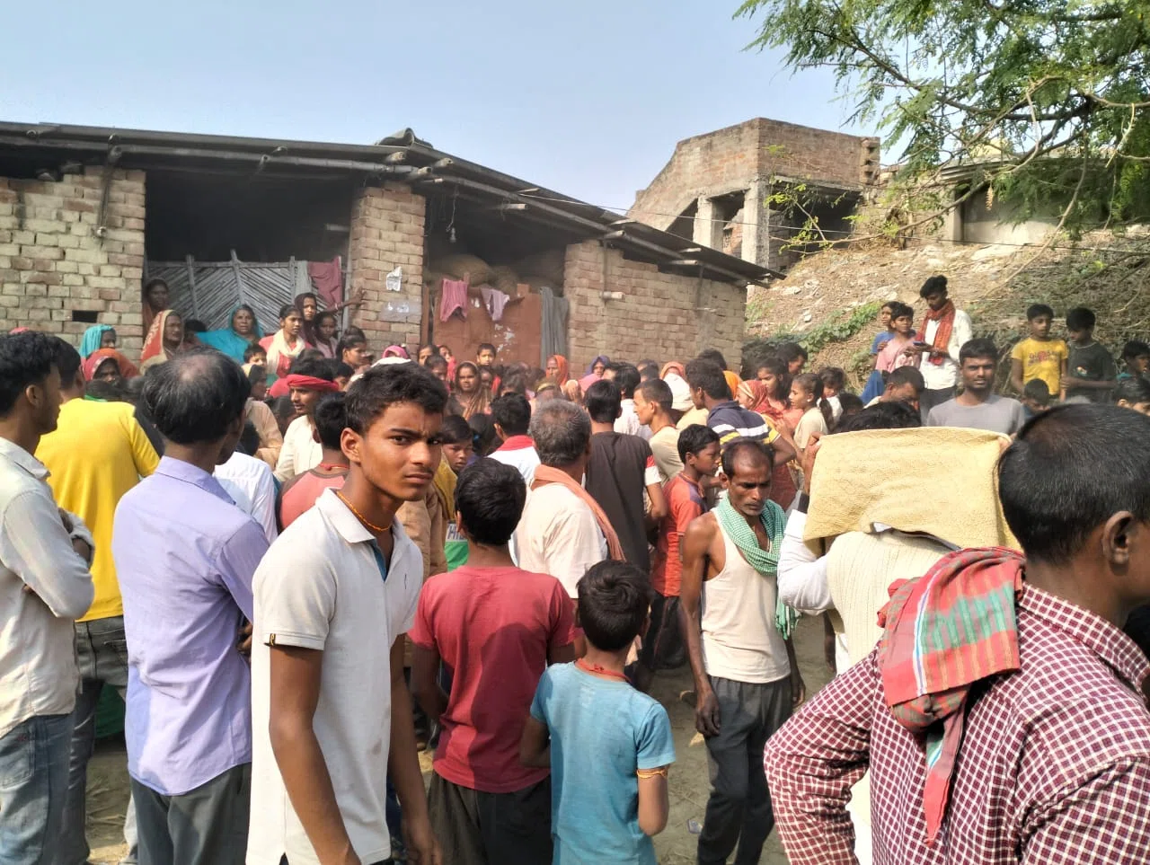 घर के ही समीप स्थित दुकान जा रहे महज 3वर्षीय बालक को एक अनियंत्रित ट्रक ने रौंदा,मौत से मचा कोहराम