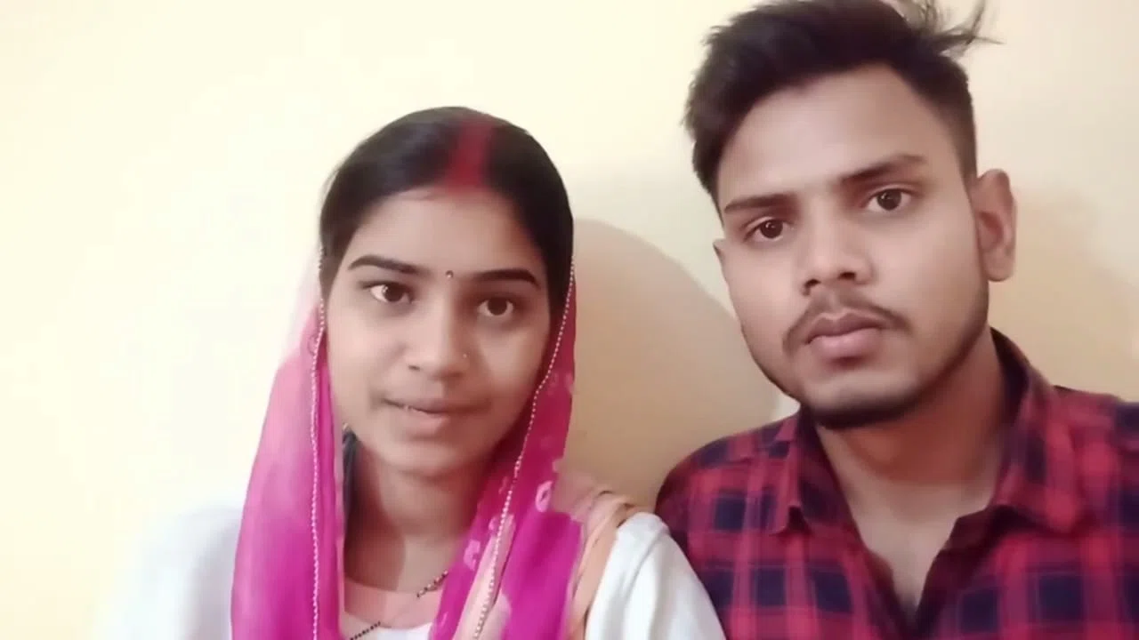 अपह्वत बतायी गई युवती ने अपनी मनमर्जी से प्रेमी संग रचा ली शादी,प्रेमी संग वीडियो बनाकर की जारी और कहा-किसी ने नहीं किया अपहरण,रचा ली हूं शादी,अगर मेरे या मेरे पति के साथ किसी तरह