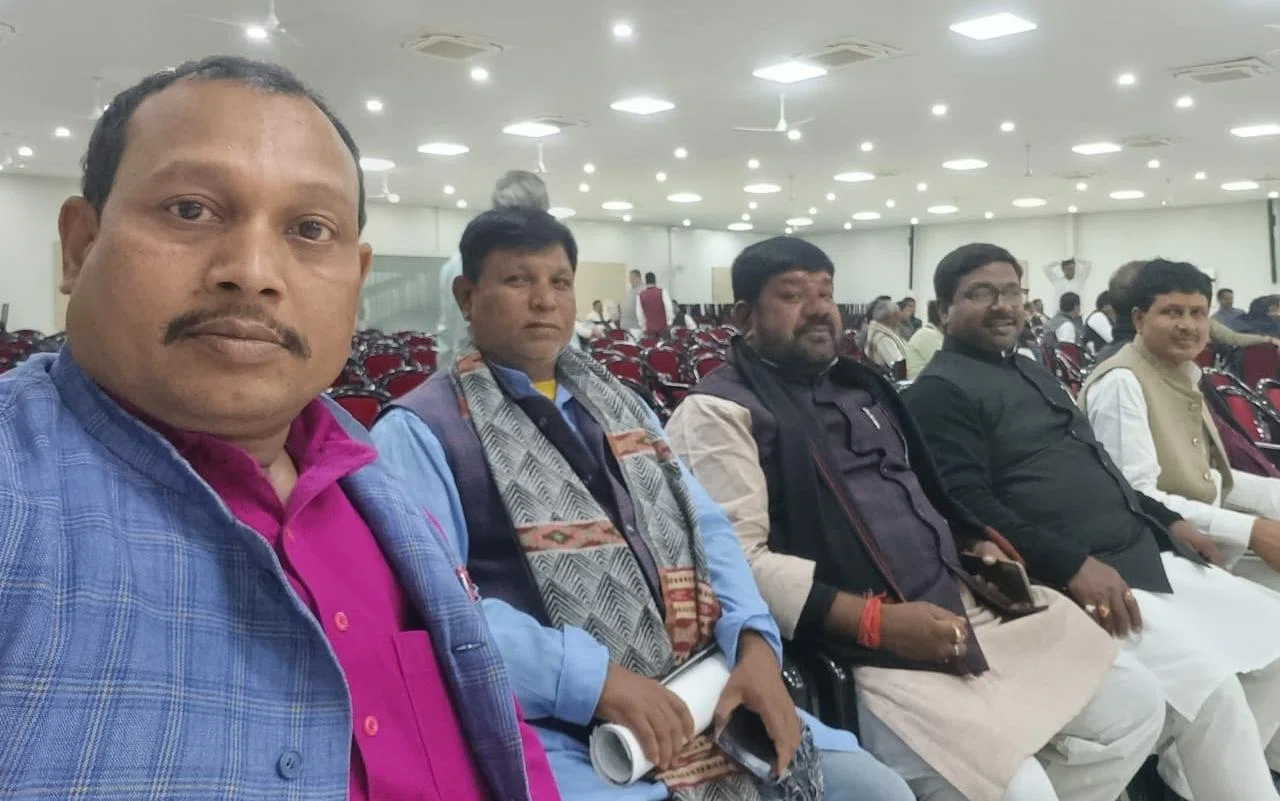 शांति व सौहार्दपूर्ण माहौल में नगर निकाय चुनाव सम्पन्न कराने को ले जदयू नेताओं ने जिला प्रशासन को दिया साधुवाद,जदयू जिलाध्यक्ष बबलू मंडल ने कहा-प्रशासनिक पदाधिकारियों ने कायम किया