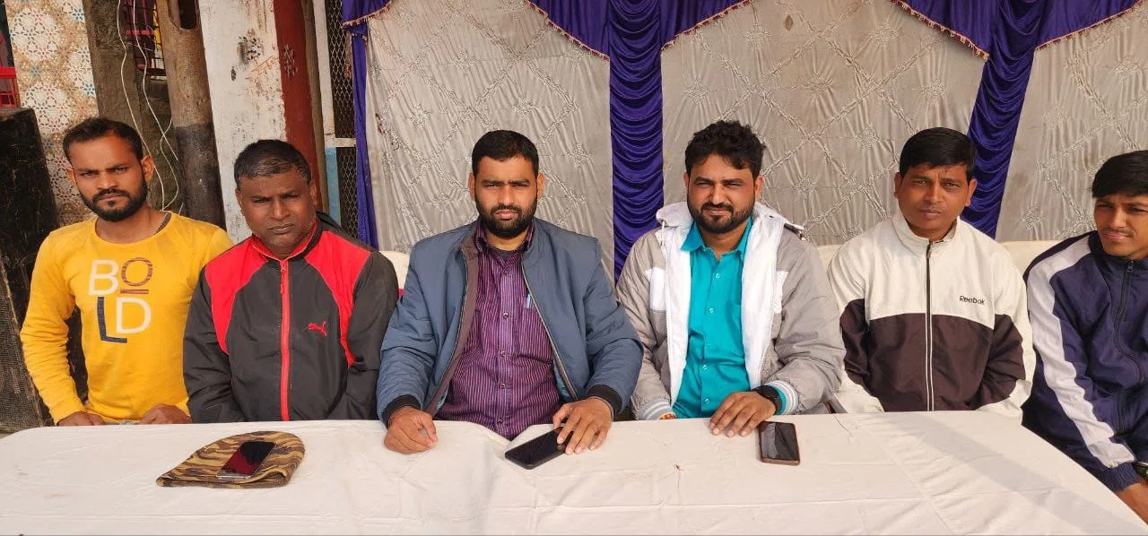 बहुचर्चित दिवंगत पूर्व मुखिया विजय यादव की पुण्यतिथि पर छह जनवरी से आयोजित होगा अंतरराज्यीय फुटबाॅल टूर्नामेंट,बहुत बड़े फुटबॉलर थे दिवगंत विजय कुमार यादव, याद कर भाव विह्वल हो जात