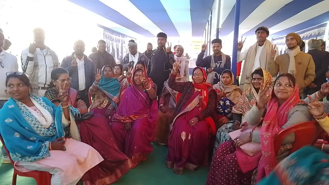 बेलदौर नगर पंचायत की चेयरमैन बनी ममता कुमारी,तो उप मुख्य पार्षद पद पर राखी कुमारी की जीत का बजा डंका, नवनिर्वाचित मुख्य पार्षद ममता कुमारी के पति हैं हत्या के एक मामले में आरोपित,ब