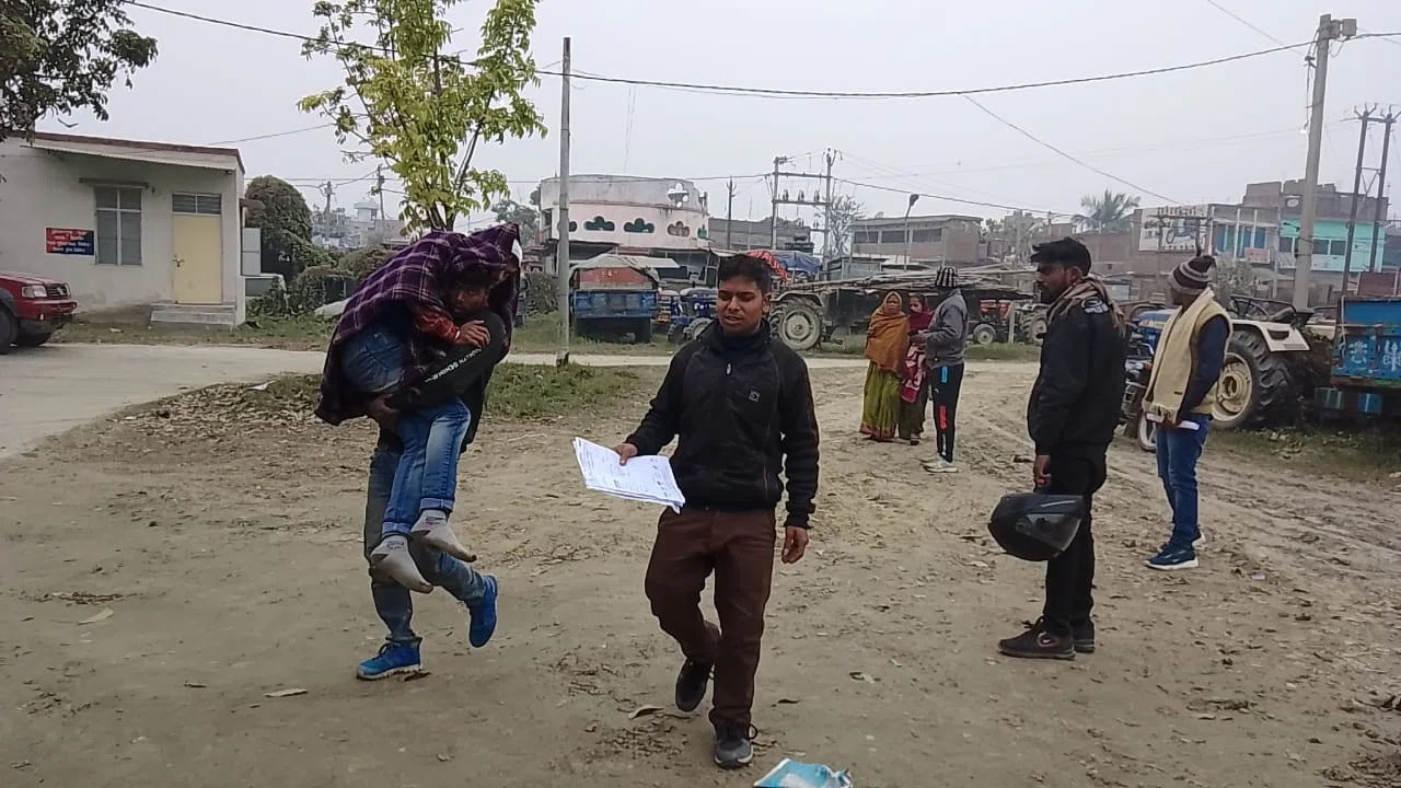 चाचा और चाची ने भतीजे को लोहे के रड से पीट-पीटकर किया अधमरा, गंभीर हालत में रेफर