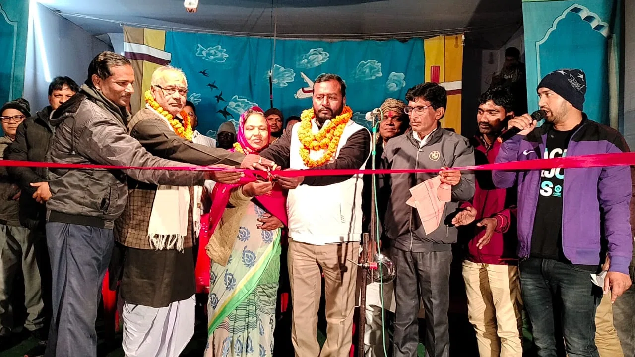 नाटक कार्यक्रम के उद्घाटन मौके पर पूर्व प्राचार्य ने नशे के गिरफ्त में फंसते जा रहे बच्चों को ले जतायी गंभीर चिंता,तो युवाशक्ति के नागेंद्र सिंह त्यागी ने कहा-समाज का दर्पण एवं सत्