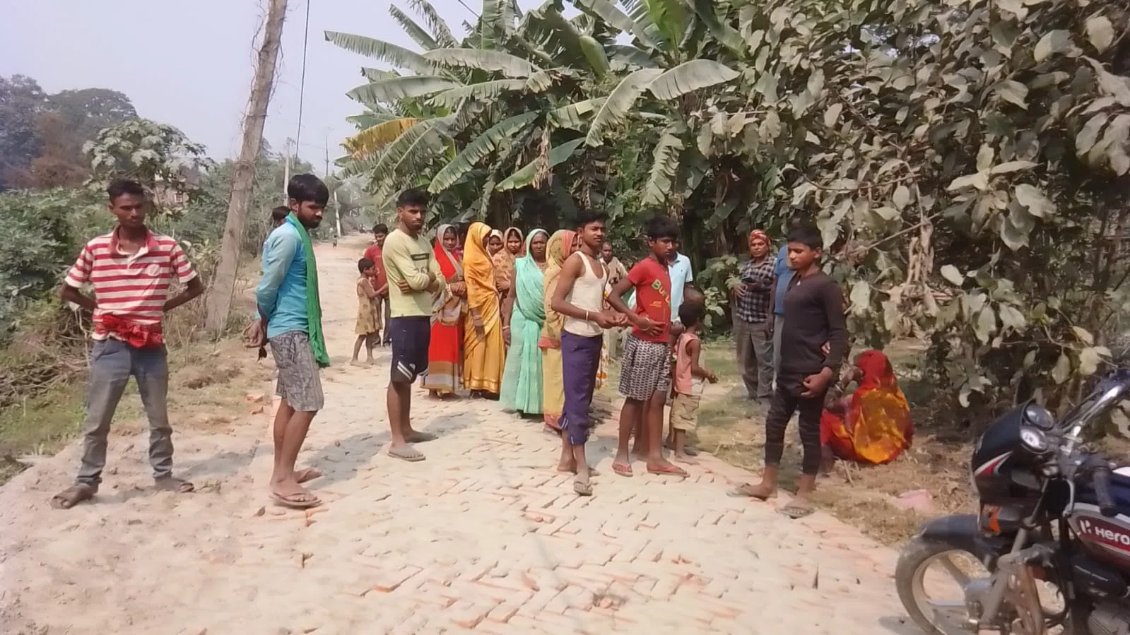 दबंगों ने वृद्ध महिला पर बरपाया कहर,बेगूसराय के एक निजी नर्सिंग होम में जिंदगी की जंग लड़ रही गंभीर रुप से जख्मी महिला