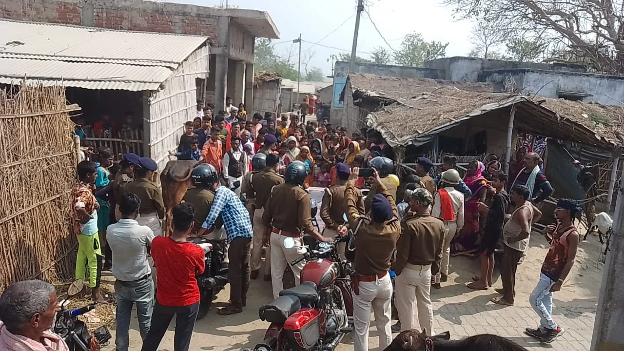बिहार पुलिस दिवस सप्ताह मनाकर लोगों को किया जा रहा जागरुक, अमन पसंद लोगों के मस्तिष्क से पुलिस का खौफ निकालने की हो रही कोशिश,जन सहभागिता रैली निकालकर बेलदौर के विभिन्न गांव का किय