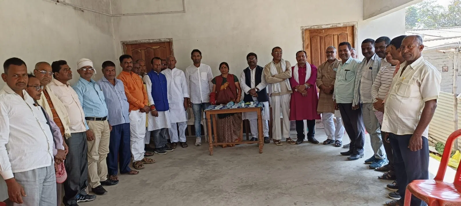 महिला प्रतिनिधि सम्मेलन की सफलता को ले जदयू द्वारा आयोजित बैठक में पूर्व विधायक पूनम यादव ने खगड़िया से अव्वल उपस्थिति रहने की कही बात,तो बबलू मंडल ने कहा-नीतीश कुमार के नेतृत्व मे