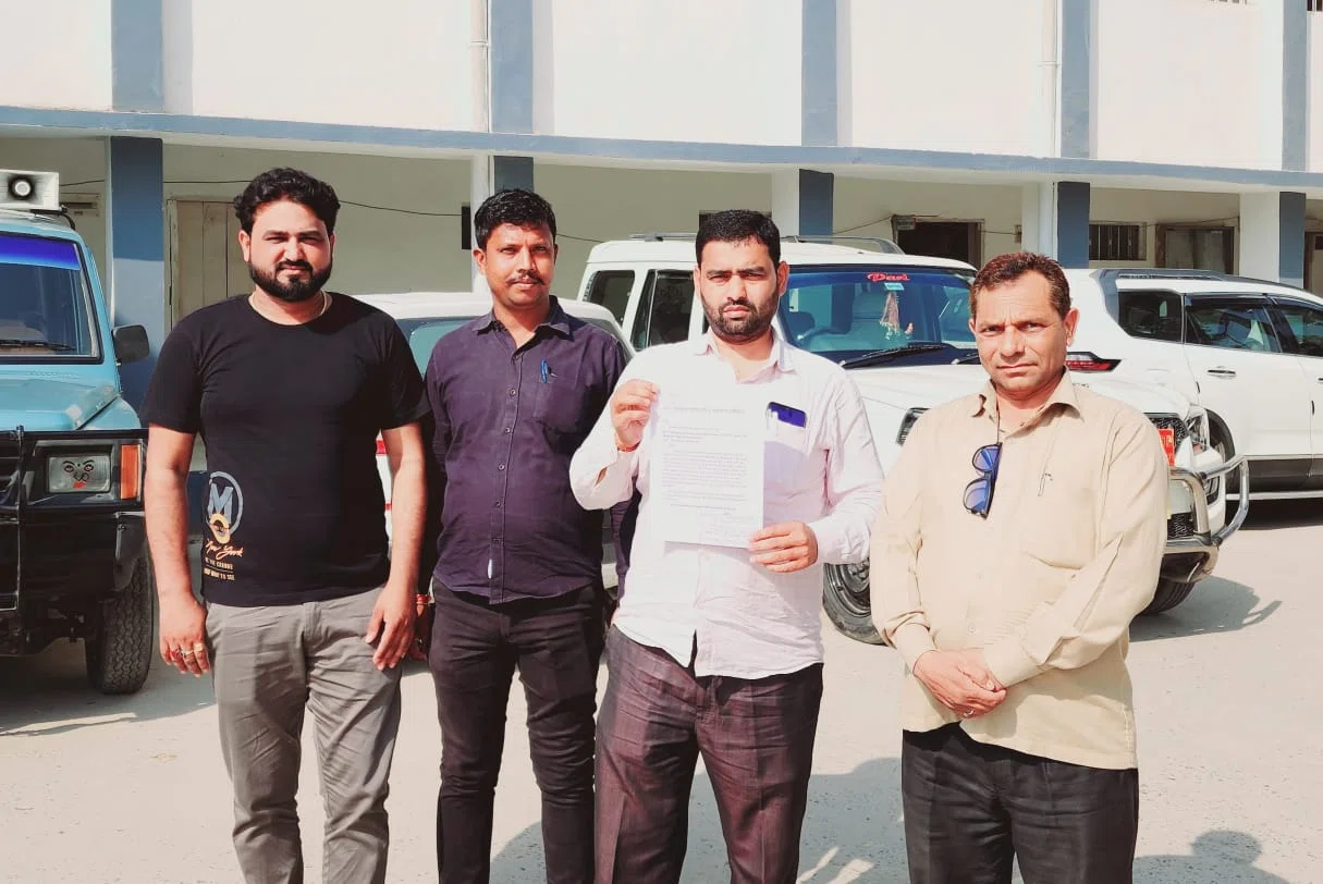 तमिलनाडु में बिहारियों पर हो रहे हमले को लेकर जाप नेताओं ने डीएम को सौंपा राष्ट्रपति के नाम पत्र,प्रवासी बिहारी मजदूरों के जानमाल की रक्षा करे केन्द्र सरकार:अभय कुमार गुड्डू