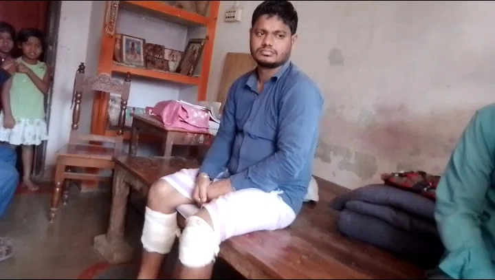 कपड़ा व्यवसायी को गोलीमार कर जख्मी करने के मामले में 48घंटे बाद भी गिरफ्तारी नहीं होने से लोगों में आक्रोश,कपड़े उधार नहीं देने से नाराज अपराधियों ने दुकानदार के घर पर चढ़कर की थी