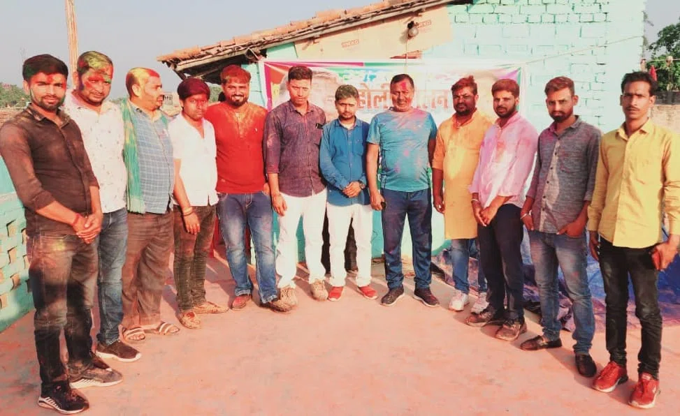 होली मिलन समारोह में जाप और युवा शक्ति नेताओं का हुआ जुटान, त़्योहारों का देश है हमारा भारत:नागेंद्र सिंह त्यागी