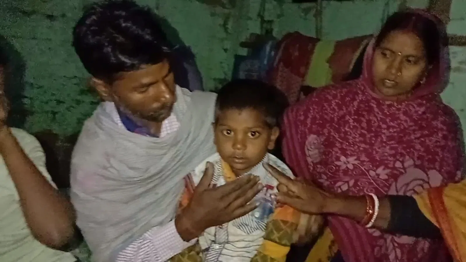 फिर सामने आया आंगनबाड़ी सेविका का अमानवीय चेहरा,छोटी सी बात पर मासूम को पीट-पीटकर किया जख्मी, पड़ताल में जुटी पुलिस