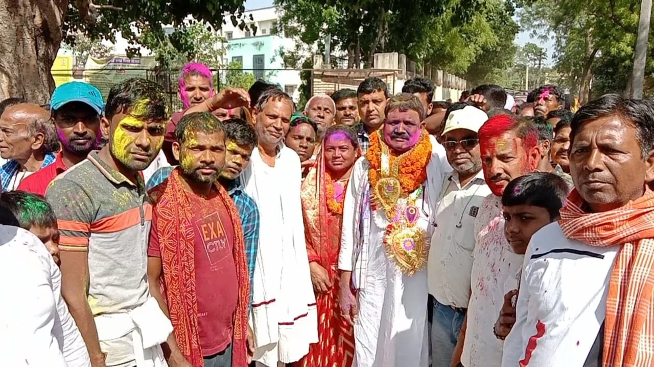 ...और धीरे-धीरे सजने लगा है चुनावी अखाड़ा, निर्वत्तमान मंत्री प्रभु दयाल साहनी ने फिर ठोंका ताल