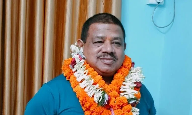 राजनीति पर मजबूत पकड़ रखने वाले बहुचर्चित पूर्व विधायक रणवीर यादव ने चुनावी बिसात पर फेंक दिया पासा,कहा-लोक सभा चुनाव में जो पार्टी हमारे लिए टिकट करेगी सुरक्षित,हम रहेंगे उसके साथ