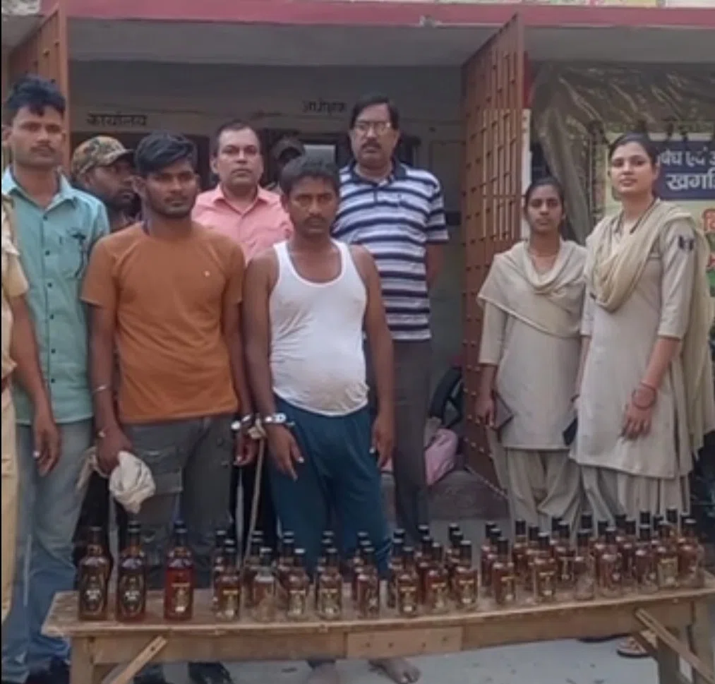 साहेबपुरकमाल से शराब की खेप लेकर खगड़िया आ रहा दो बाइक सवार शराब तस्कर धराया,शराब और बाइक जब्त