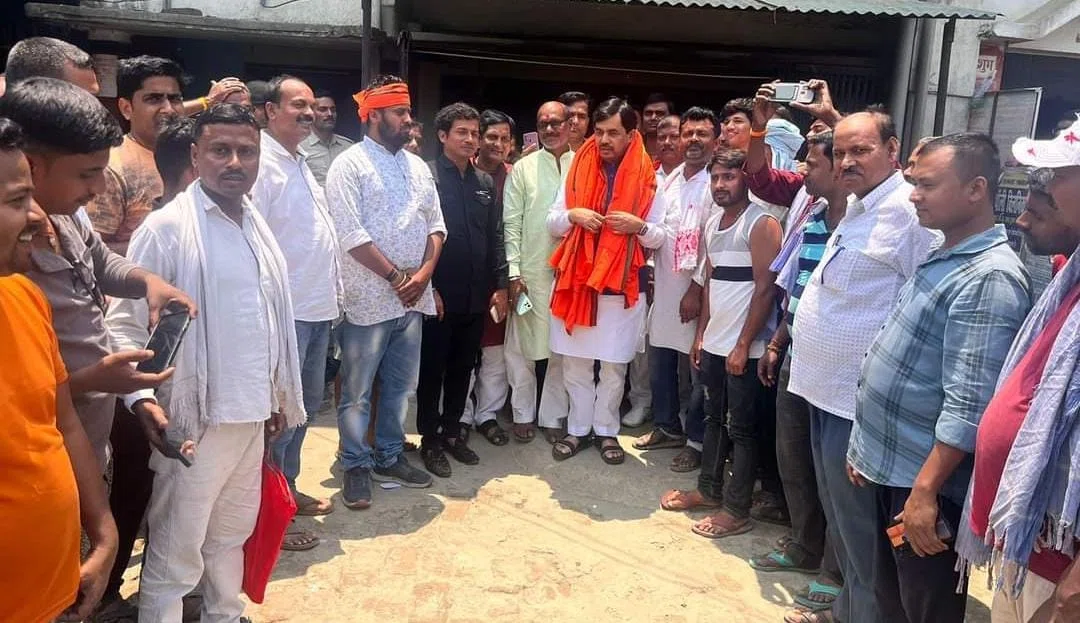 भाजपा के राष्ट्रीय प्रवक्ता सह पूर्व केंद्रीय मंत्री शाहनवाज हुसैन का खगड़िया में भव्य स्वागत