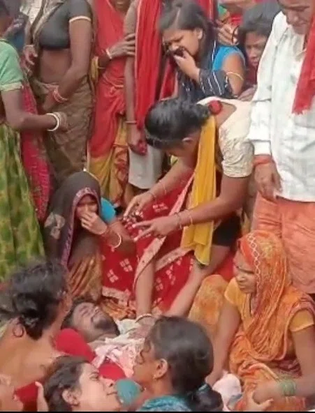 मक्का व्यवसायी को आखिर किस साजिश के तहत उतार दिया गया मौत के घाट!चर्चाओं का बाजार गर्म,पांच लोगों को गिरफ्तार कर पुलिस कर रही है मामले की पड़ताल