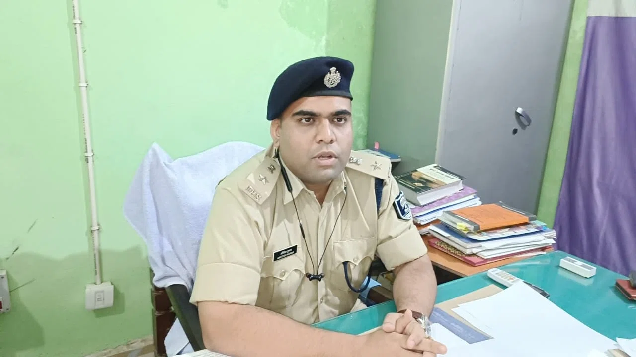 एसपी ने गोगरी डीएसपी कार्यालय का किया निरीक्षण,कई दिशा-निर्देश किए जारी