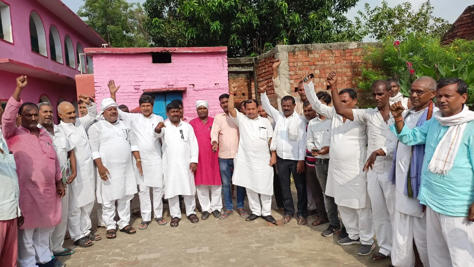 ग्राम संसद और सद्भाव की बात कार्यक्रम में खूब गरजे जदयू नेता,जदयू जिला अध्यक्ष बबलू मंडल ने कहा- उपेक्षित व शोषित वर्ग को आरक्षण देकर सीएम नीतीश कुमार ने खूब बढ़ाया आगे