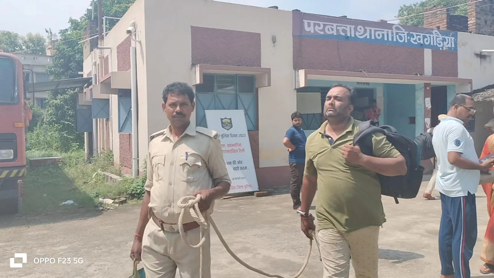 शिक्षक दिवस के दिन शिक्षक नेता रविश कुमार को गिरफ्तार कर कहीं कानूनी पचड़े में तो फंस नहीं गयी पुलिस!एफआईआर सहित अन्य कागजात के साथ इंज्यूरी रिपोर्ट नहीं रहने के कारण जज साहब ने रव