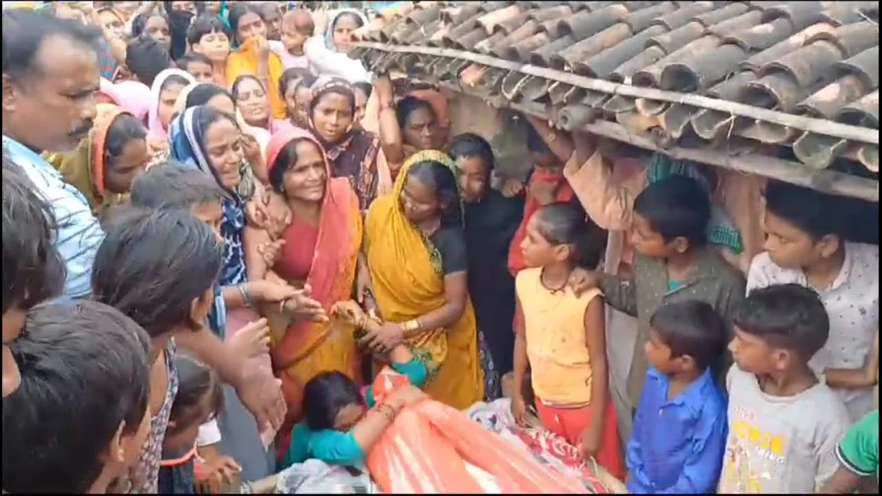 सड़क दुघर्टना में परबत्ता प्रखंड क्षेत्र के 3 लोगों की दर्दनाक मौत,एक की हालत गंभीर, परिजनों का रो-रोकर बुरा हाल