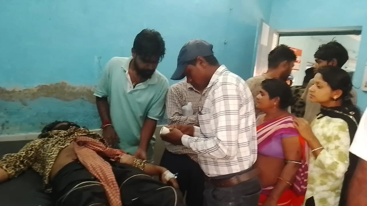 बेलदौर में बेखौफ हुए अपराधियों ने बाइक सवार युवक को सीने में गोली मारकर किया बुरी तरह जख्मी,बाइक लेकर हुआ फरार,गंभीर हालत में डॉक्टर ने युवक को बेगूसराय किया रेफर