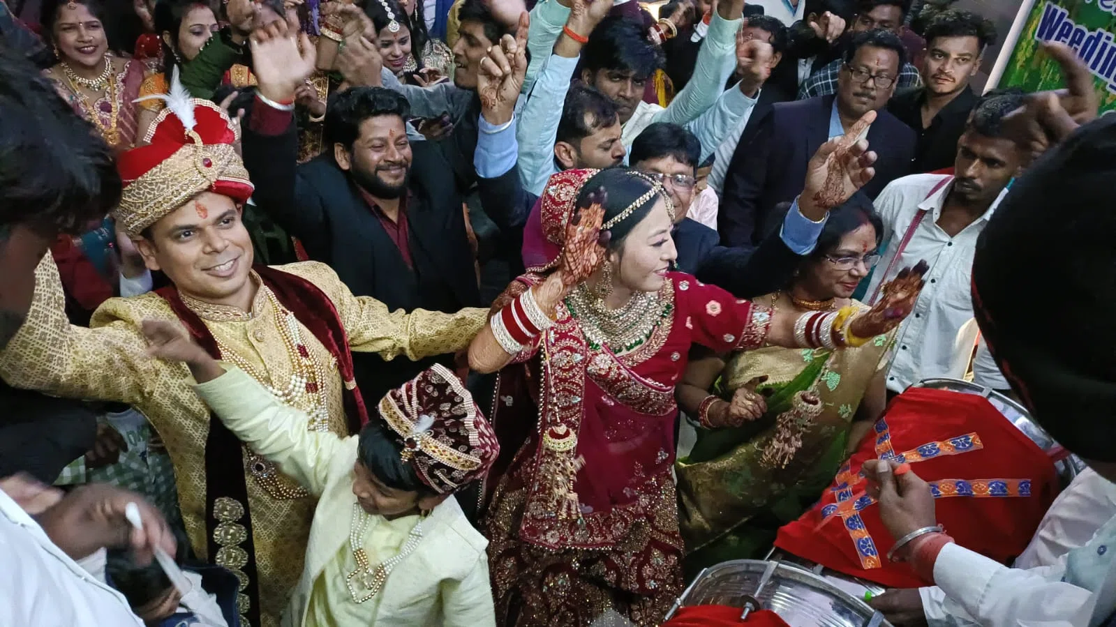 बिहारी प्रेमी से शादी के बंधन में बंधने को लेकर सरहद पार कर खगड़िया पहुंच गयी चाइना की युवती,शादी में उमड़ी गजब की भीड़