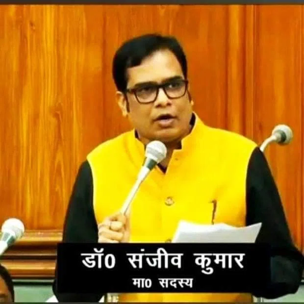 त्रिस्तरीय पंचायत जनप्रतिनिधियों के मानदेय में सम्मानजनक वृद्धि से हर्ष का माहौल,किए गए वादे को सीएम के आशीर्वाद से अवश्य करता हूं पूरा:डॉ संजीव