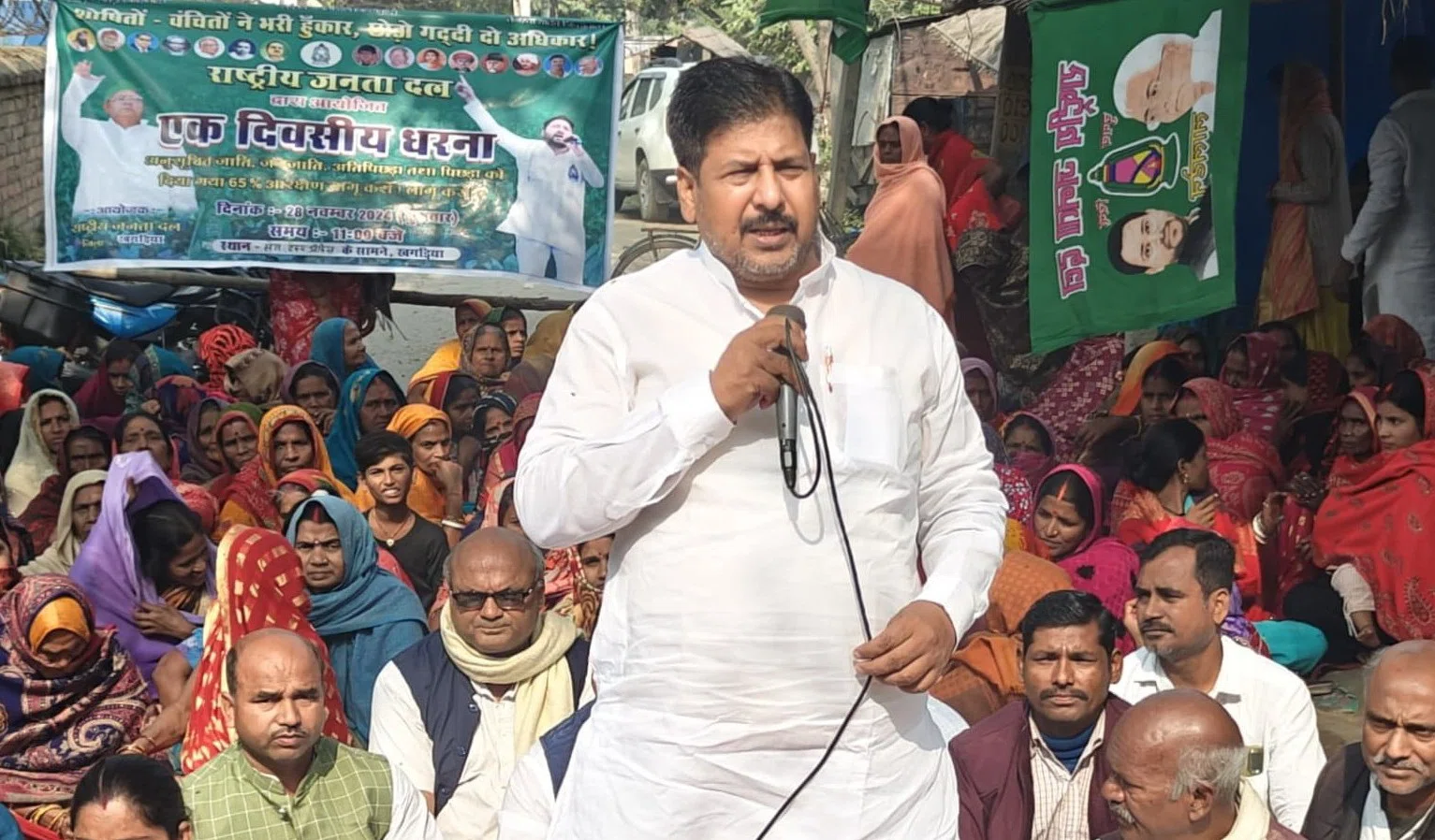 नीतीश सरकार बीजेपी के इशारे पर 65 प्रतिशत आरक्षण लागू करने के नाम पर कर रही आनाकानी: मनोहर यादव