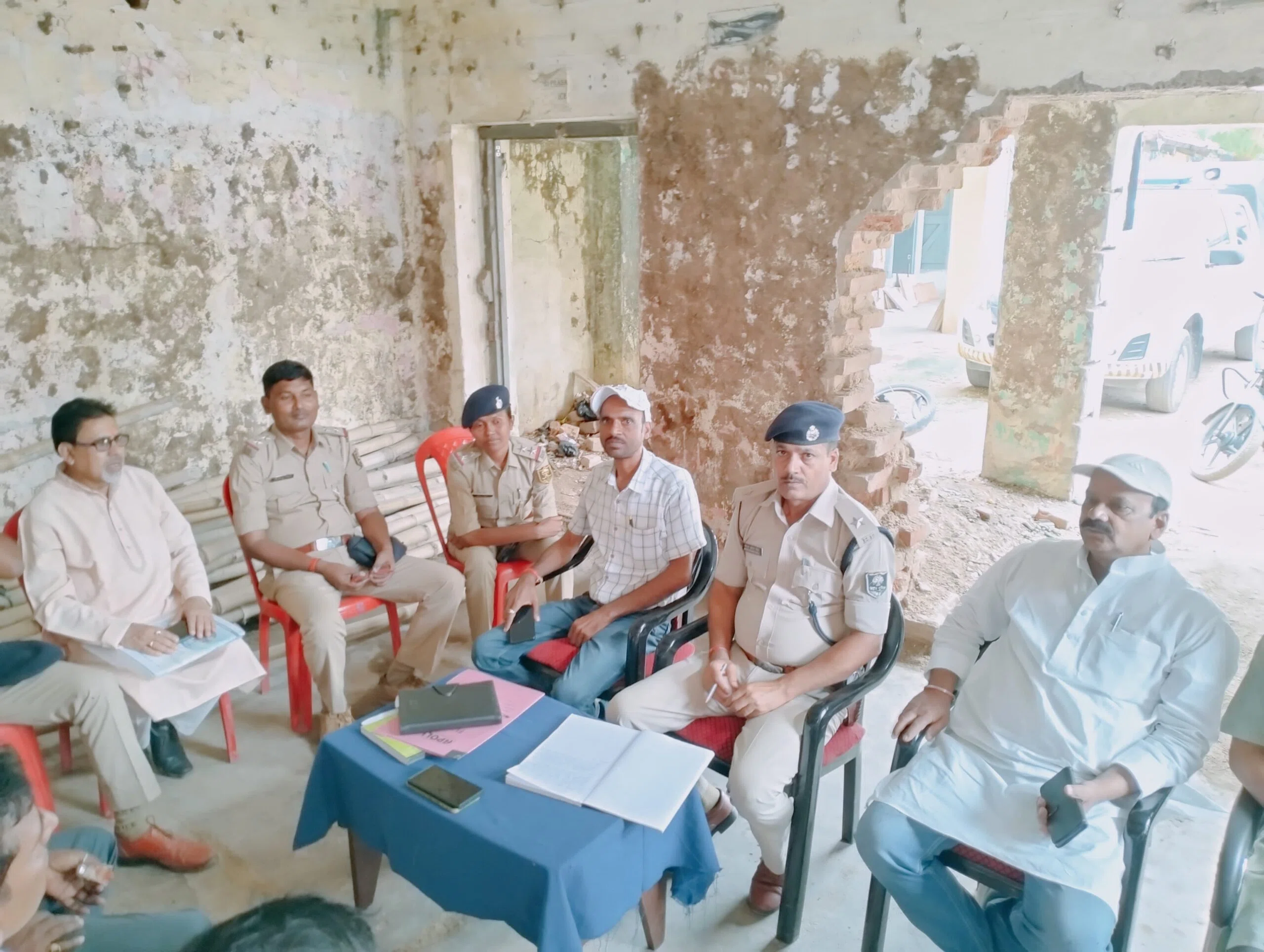 खगड़िया शहर को जाम से मिलेगी मुक्ति,8मई को यातायात पुलिस द्वारा अभियान चलाने का लिया गया निर्णय,जब्त होगा फुटकर विक्रेताओं का सामान