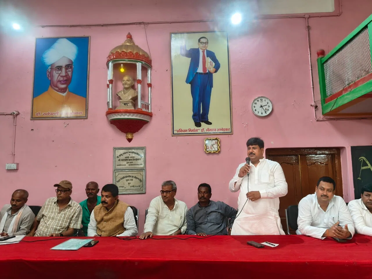 थके हुए मुख्यमंत्री और रिटायर्ड अफसरों के सहारे चल रही सरकार से तंग जनता… अब बदलाव की गूंज, 18 सितम्बर को खगड़िया की धरती से तेजस्वी यादव की ऐतिहासिक हुंकार : मनोहर यादव