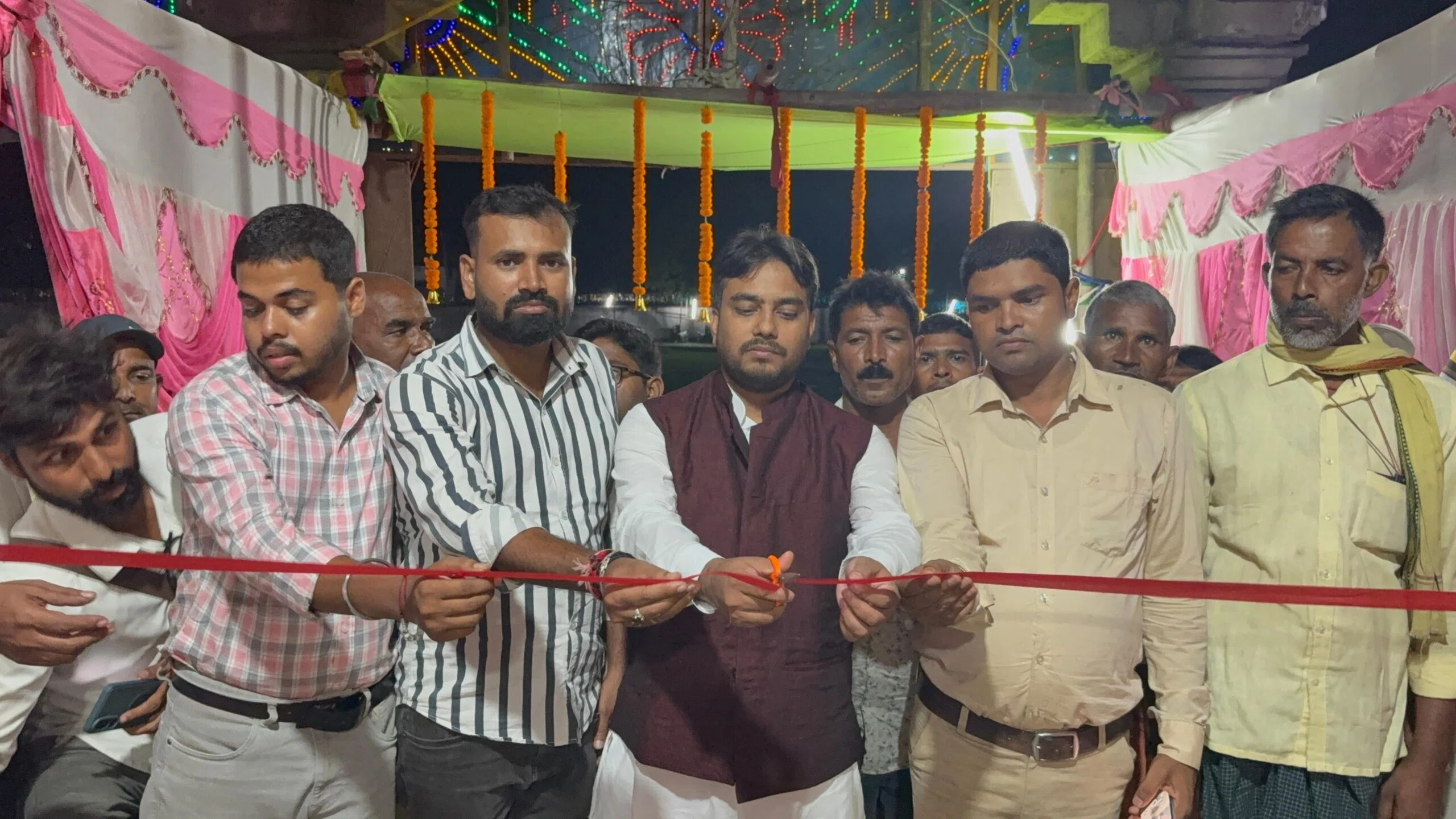 विश्वकर्मा पूजा और भव्य मेला उद्घाटन अवसर पर डॉ. नीतिश पटेल का संकल्प – बेलदौर को मेडिकल शिक्षा का हब बनाकर युवाओं का पलायन रोकेंगे, हर घर तक आधुनिक स्वास्थ्य सुविधा पहुँचाएंगे और