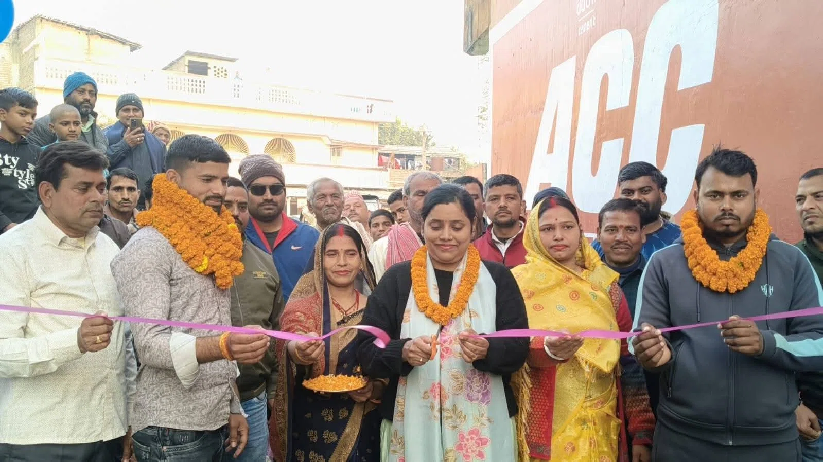 नगर परिषद खगड़िया का विकास अभियान तेज रफ्तार में, नगर सभापति अर्चना कुमारी ने ₹39 लाख से बनने वाले सड़कों व नालों की योजनाओं का एक साथ किया भव्य उद्घाटन