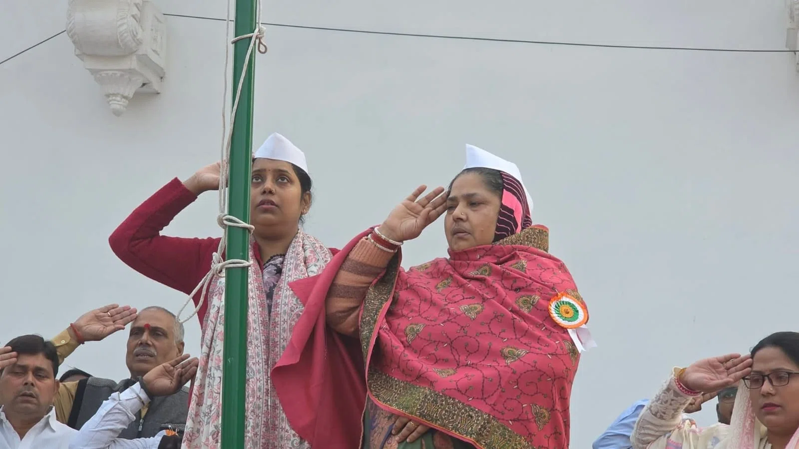 खगड़िया नगर परिषद में ऐतिहासिक गणतंत्र उत्सव — तिरंगे की शान के साथ गूंजा विकास, पारदर्शिता और जवाबदेह शासन का संकल्प; नगर सभापति अर्चना कुमारी के नेतृत्व में अनुशासन, राष्ट्रभक्ति