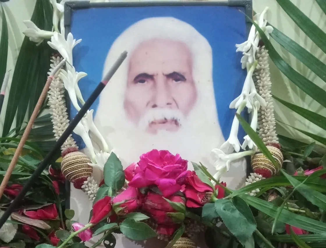 जब रास्ता रुका तो आवाज उठी: अतिक्रमण बनाम इतिहास — एक गांव की लड़ाई जिसने सत्ता तक दस्तक दे दी