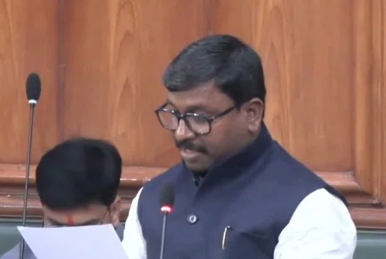 बबलू मंडल ने विधानसभा में उठाया फरकिया के कैंब्रिज का मुद्दा — कोशी कॉलेज की मरम्मत और अधूरा महिला छात्रावास पूरा कराने की मांग