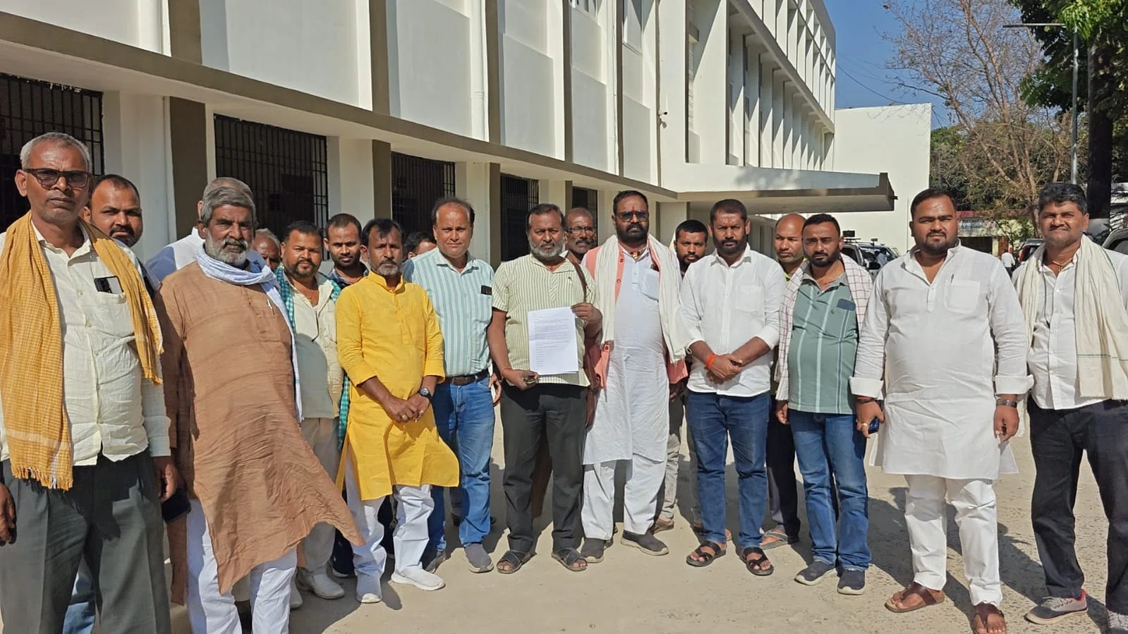 गंगा कटाव ने दियारा क्षेत्र में पैदा किया खतरा: 70 हजार लोगों का भविष्य दांव पर, प्रशासन से तत्काल राहत और स्थायी समाधान की मांग